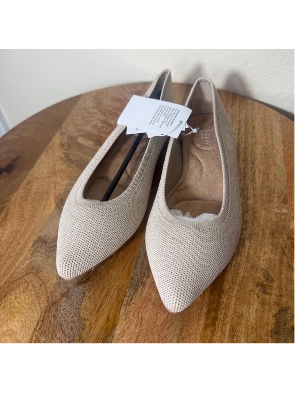 Old Navy Pointed Toe Knit Ballet Flats in Beige
